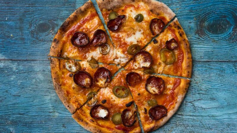 Pizza Paradise: Embrace the Culinary Celebration at Greedyman Pizzeria
